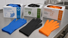 Gants nitrile pros : guide par secteur (sant&eacute;, nettoyage, agro)