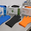 Gants nitrile pros : guide par secteur (sant&eacute;, nettoyage, agro)